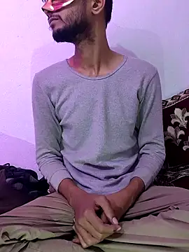 baby Cpl21 online show from 19, 12, 2025