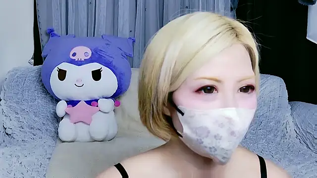 Snapshot of yuria_75075000 chatting on 24, 11, 2025 yuria 75075000 online show from 24, 11, 2025