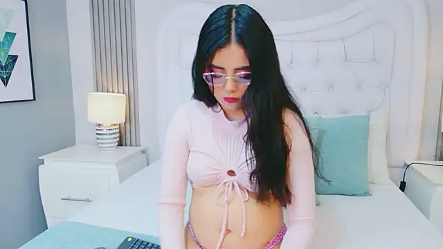 ScarlettPetrova online show from 19, 3, 2026