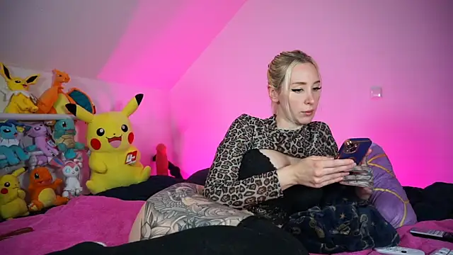 Snapshot of StellaCinderella chatting on 22, 10, 2025 StellaCinderella online show from 22, 10, 2025