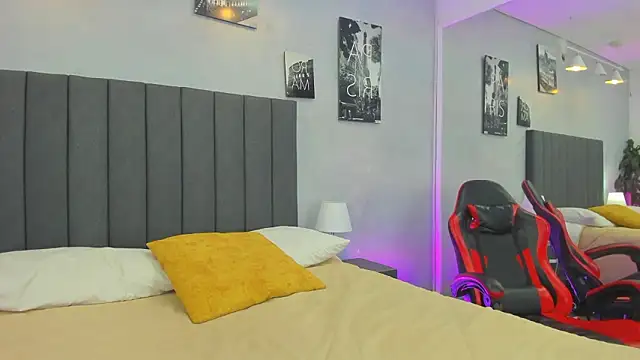 kendra london online show from 17, 3, 2026