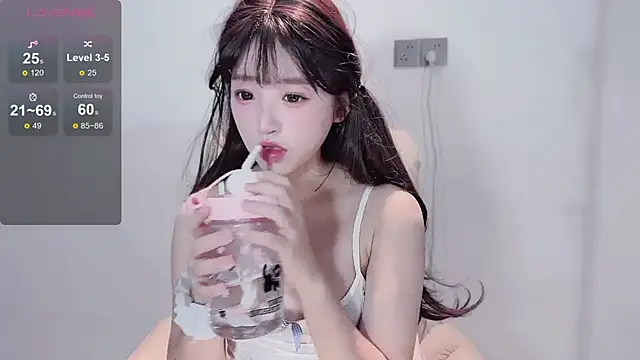 Yaiyigirl online show from 7, 11, 2025