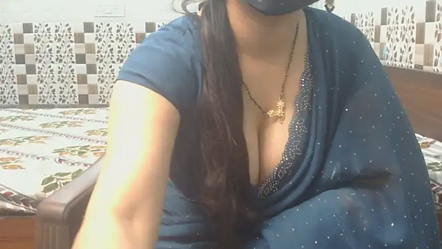 Snapshot of Sneha_lovely01 chatting on 29, 5, 2026 Sneha lovely01 online show from 29, 5, 2026