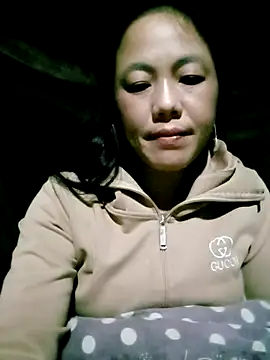 Sara pusyy online show from 12, 11, 2025