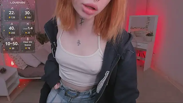 NaomiRosss online show from 11, 11, 2025