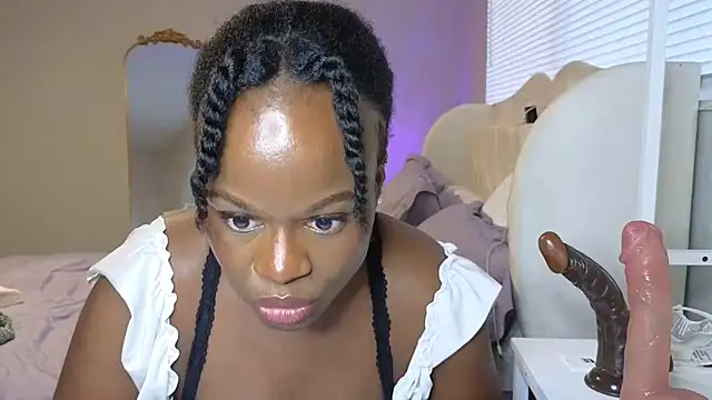 ladiosa selene online show from 3, 11, 2025