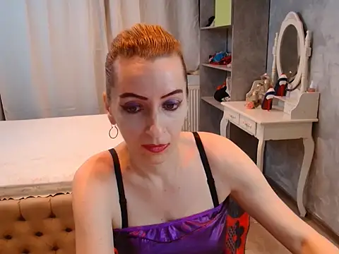 AnneDevrim online show from 29, 11, 2025