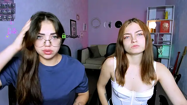 Snapshot of baby_hotte chatting on 16, 12, 2025 baby hotte online show from 16, 12, 2025