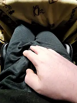 yuyuyu23565 online show from 9, 11, 2025