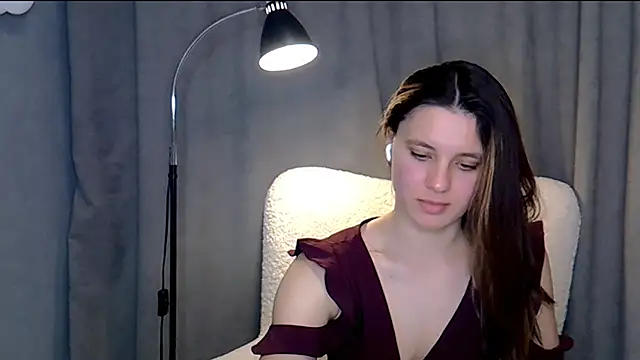 Snapshot of KiraHoney chatting on 22, 5, 2026 KiraHoney online show from 22, 5, 2026