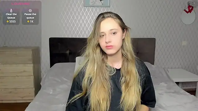 Snapshot of blondy_rina chatting on 23, 11, 2025 blondy rina online show from 23, 11, 2025