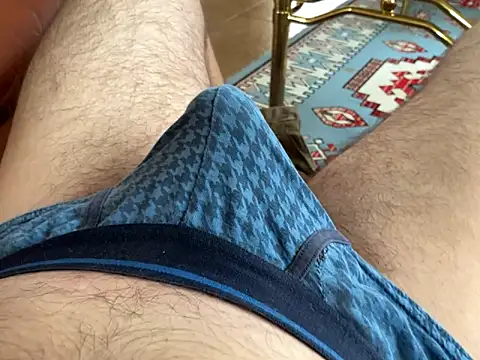 Snapshot of HairySamm chatting on 19, 12, 2025 HairySamm online show from 19, 12, 2025