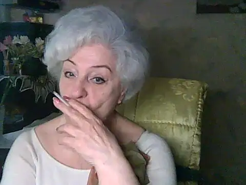 Snapshot of ValeriaKroww chatting on 6, 5, 2026 ValeriaKroww online show from 6, 5, 2026