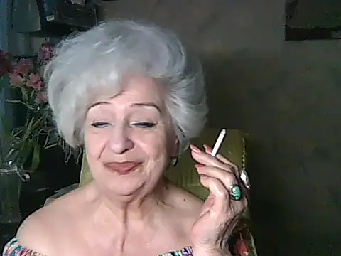 Snapshot of ValeriaKroww chatting on 5, 6, 2026 ValeriaKroww online show from 5, 6, 2026