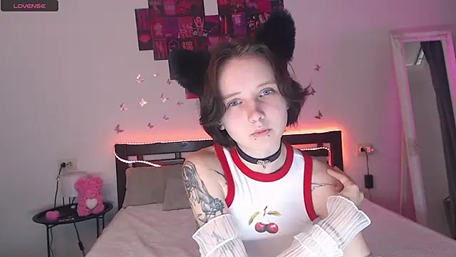 OliviaFlex online show from 12, 11, 2025