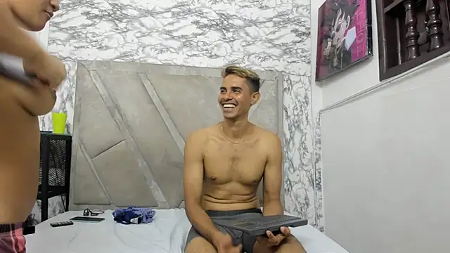 KiraFox1 online show from 19, 2, 2026