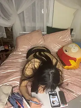 Snapshot of baeezzyy chatting on 11, 1, 2026 baeezzyy online show from 11, 1, 2026