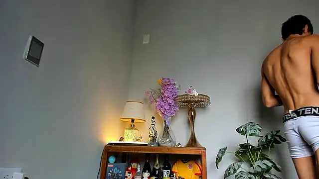 Snapshot of lucian_davii chatting on 3, 2, 2026 lucian davii online show from 3, 2, 2026