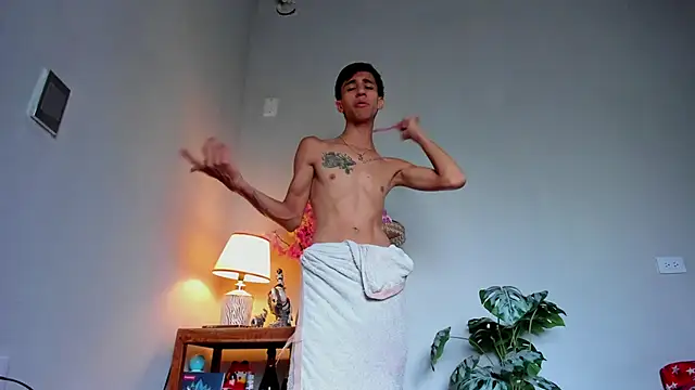 Snapshot of lucian_davii chatting on 13, 2, 2026 lucian davii online show from 13, 2, 2026