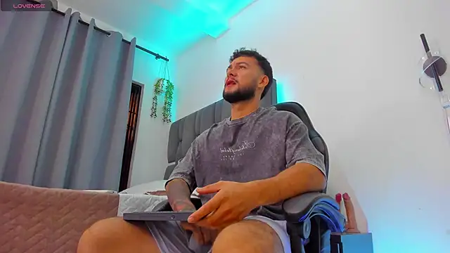 noah corvelle online show from 3, 2, 2026