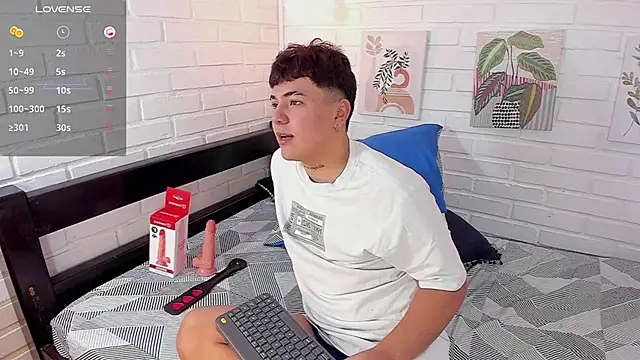 Sweet Dust online show from 19, 11, 2025