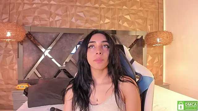 Kiara velvet   online show from 23, 4, 2026