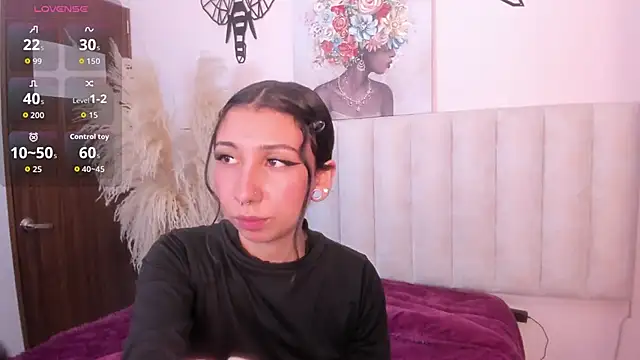 Isabella Crofts online show from 20, 3, 2026