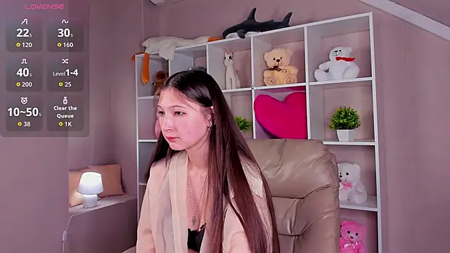 Snapshot of Ella_Burns chatting on 11, 11, 2025 Ella Burns online show from 11, 11, 2025