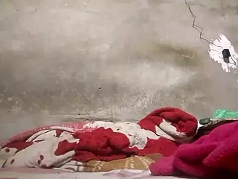 Snapshot of akram306 chatting on 16, 11, 2025 akram306 online show from 16, 11, 2025