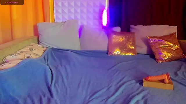 Eva purrr  online show from 28, 4, 2026