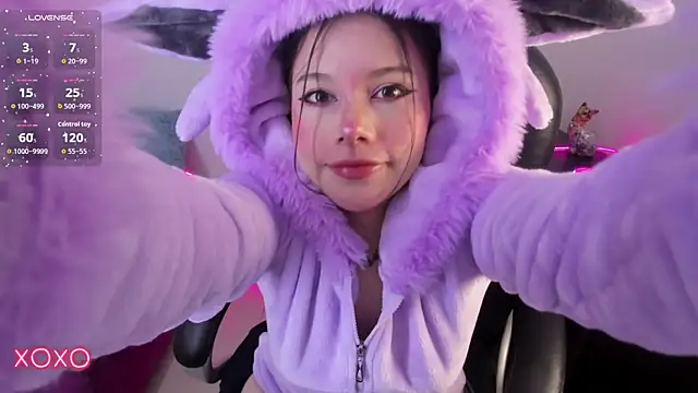 violettabond online show from 8, 11, 2025