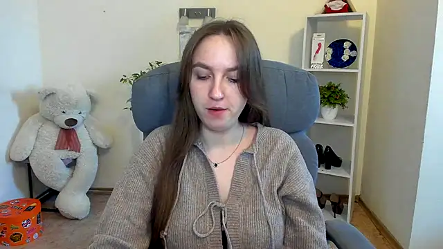 Snapshot of Nesie-Stoun chatting on 18, 11, 2025 Nesie-Stoun online show from 18, 11, 2025