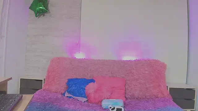 PamelaBoobs online show from 21, 7, 2026