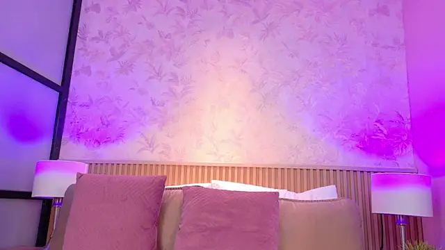 ValeriaMonet online show from 15, 7, 2026