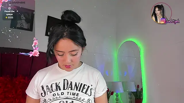Snapshot of Scarlett_Jank chatting on 30, 6, 2026 Scarlett Jank online show from 30, 6, 2026
