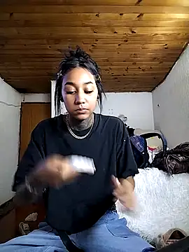 lyam ebony  online show from 11, 1, 2026