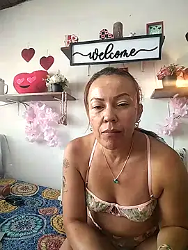 salomehill1 online show from 25, 4, 2026