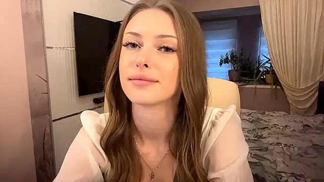 Snapshot of mona_star chatting on 13, 11, 2025 mona star online show from 13, 11, 2025