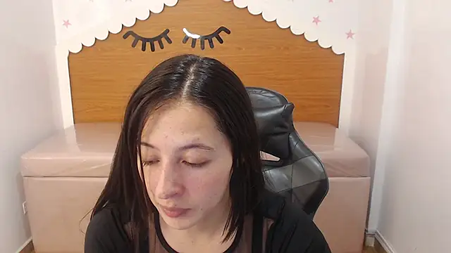 scarlett percy t online show from 7, 3, 2026