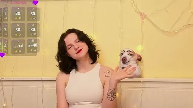 LatinaHuguenin online show from 8, 1, 2026