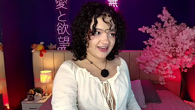 Snapshot of _sarahRose chatting on 20, 5, 2026 sarahRose online show from 20, 5, 2026