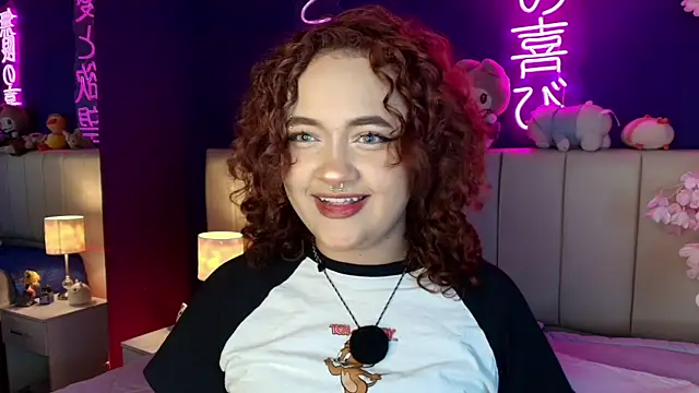 Snapshot of _sarahRose chatting on 6, 6, 2026 sarahRose online show from 6, 6, 2026