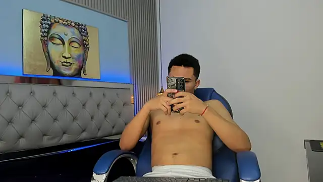 Liams18 online show from 22, 5, 2026