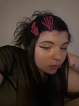 Snapshot of juicygoth202 chatting on 21, 11, 2025 juicygoth202 online show from 21, 11, 2025