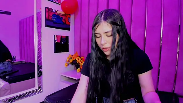 Snapshot of Victoria_14 chatting on 20, 2, 2026 Victoria 14 online show from 20, 2, 2026