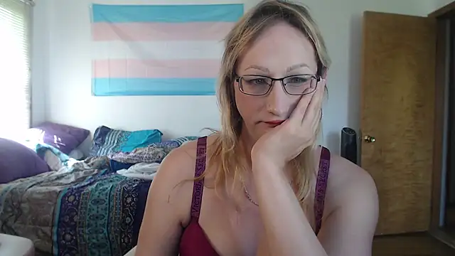 Savanah Banana  online show from 5, 6, 2026