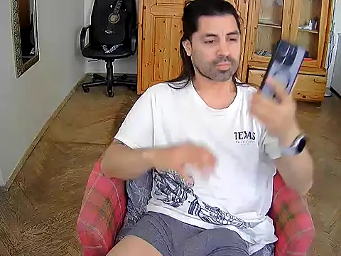 CharlyHemax online show from 17, 4, 2026