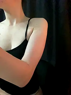 shrie beverly00 online show from 28, 11, 2025