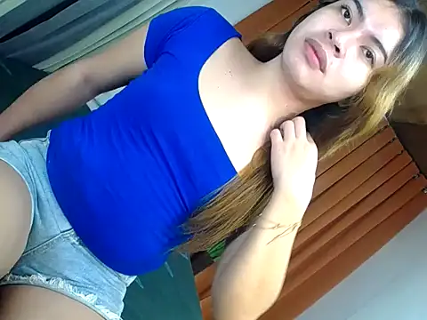 furry puss online show from 24, 4, 2026