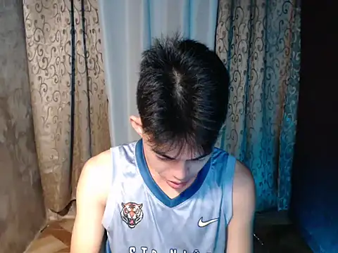 Urhotsilverboy online show from 13, 2, 2026